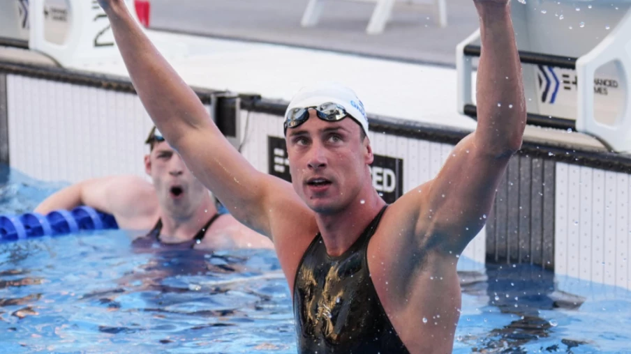 Gkolomeev nage le 50 m nage libre plus vite que le record du monde
