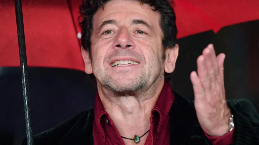 Paris : spectacle de Patrick Bruel perturbé par militantes féministes