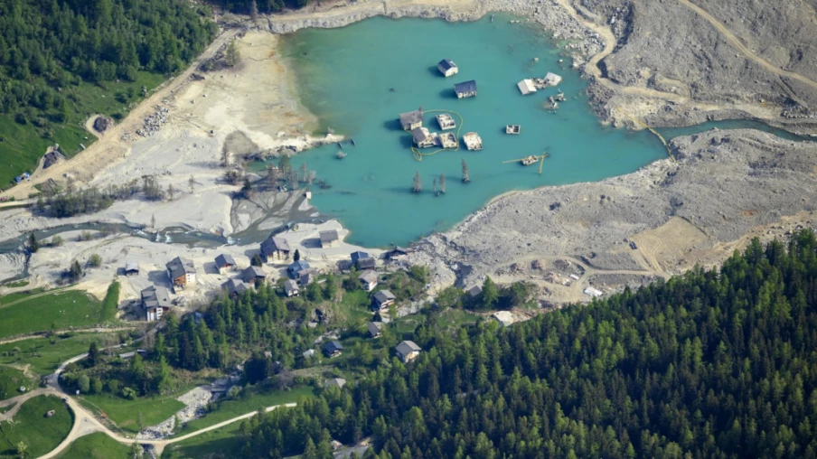 Blatten, un an après la catastrophe : mémoire et reconstruction