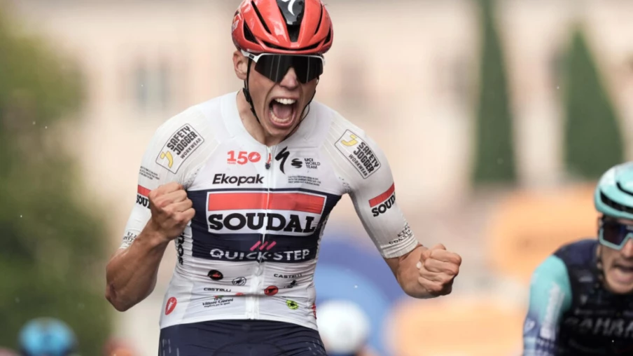 Paul Magnier s'impose à Pieve di Soligo et gagne sa 3e étape du Giro