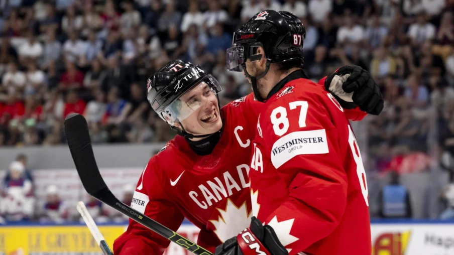 Mondial en Suisse : Finlande et Canada en demi-finales