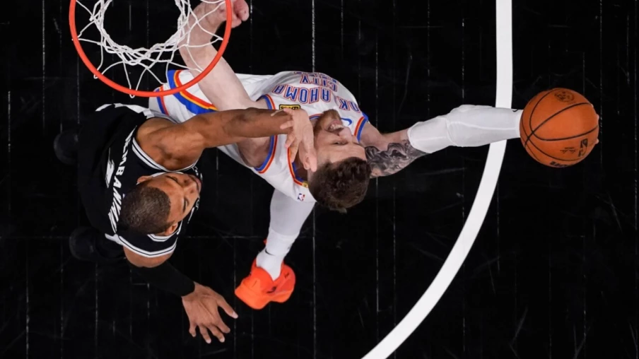 NBA: Les Spurs égalisent à 3-3 contre le Thunder