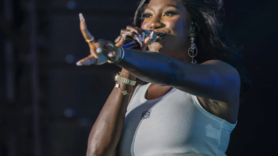 Aya Nakamura au Stade de France : trois concerts et 200 000 fans