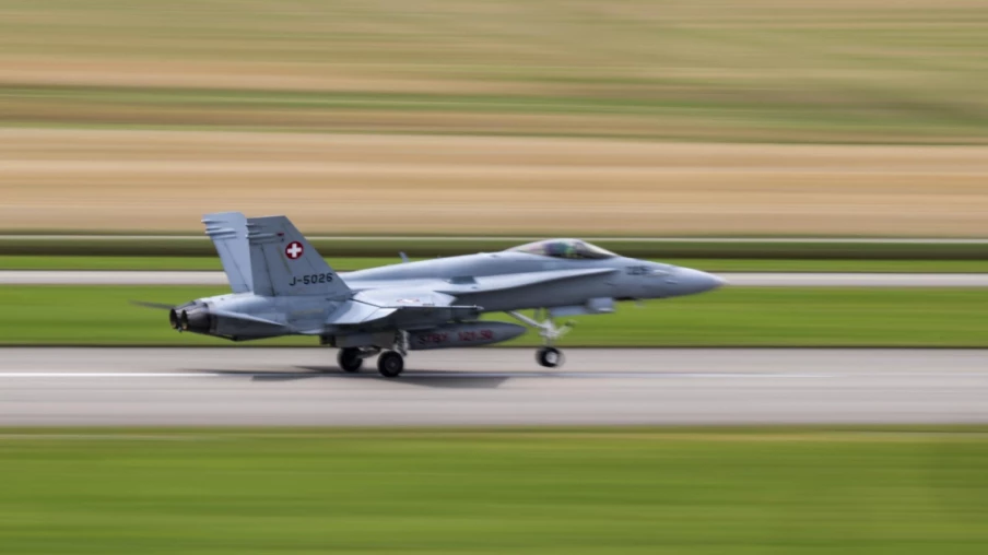 F/A-18 : maintenance achevée, opérationnels jusqu'à l'arrivée des F-35