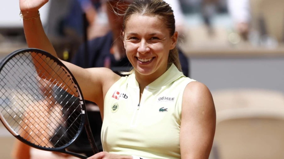 Maja Chwalinska qualifiée pour les demi-finales à Roland-Garros