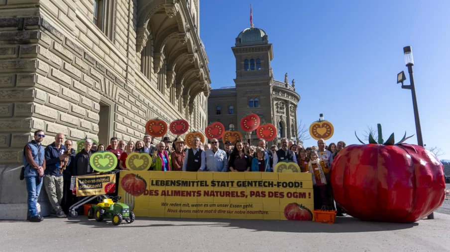 Initiative OGM : plainte pour au moins 5'000 signatures manquantes