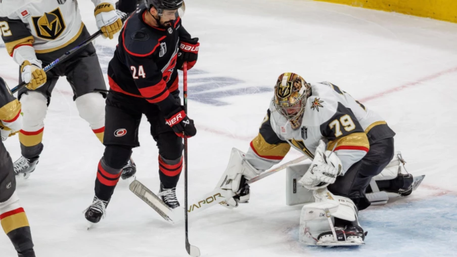 Les Hurricanes égalisent en finale de la Coupe Stanley en prolongation
