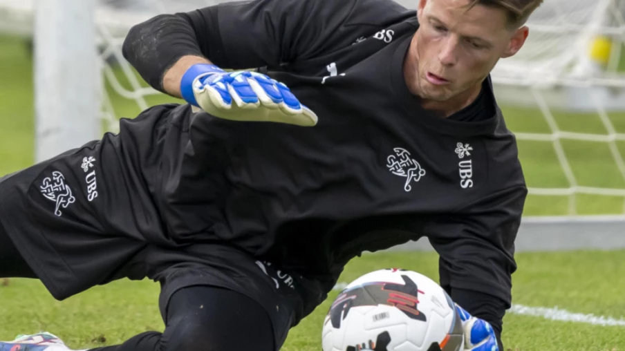 Jonas Omlin de retour au FC Bâle : le gardien signe jusqu'en 2029