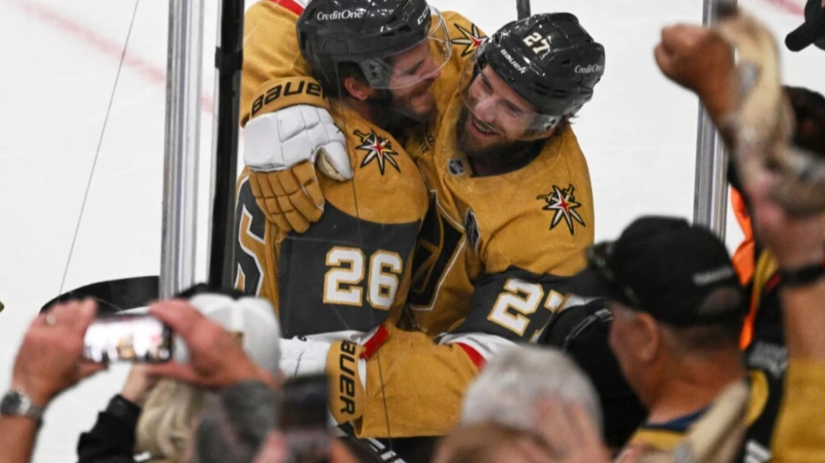 Finale NHL : Vegas mène 2-1 après un 5-4 en double prolongation