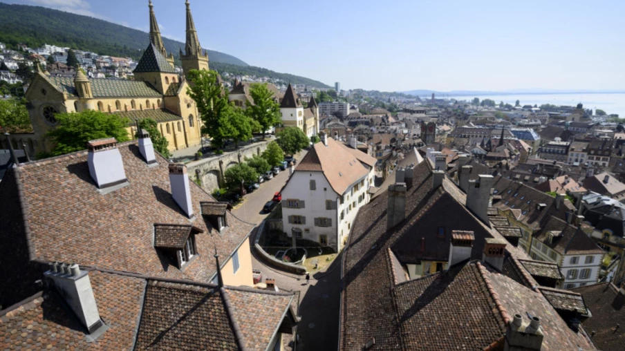Occupation des anciens abattoirs de Serrières à Neuchâtel par Abal