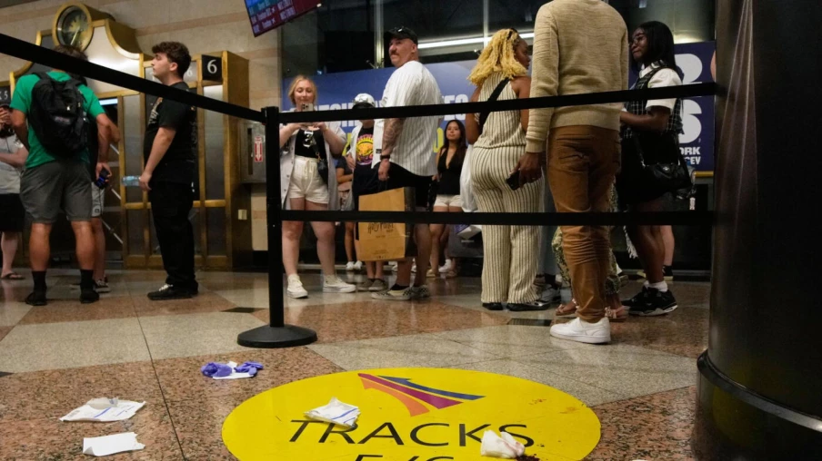Cinq personnes poignardées à Penn Station (New York) : auteur arrêté