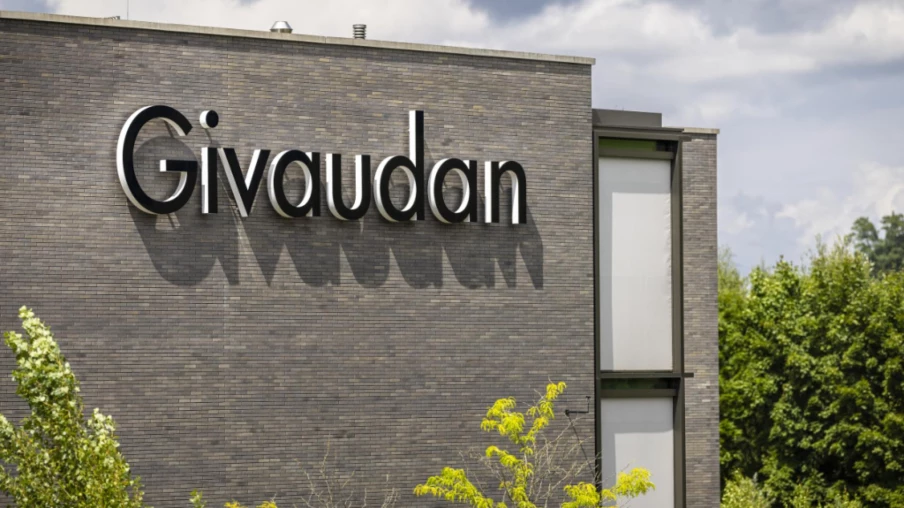 Givaudan dépose plainte pénale après vols de parfum et licenciements