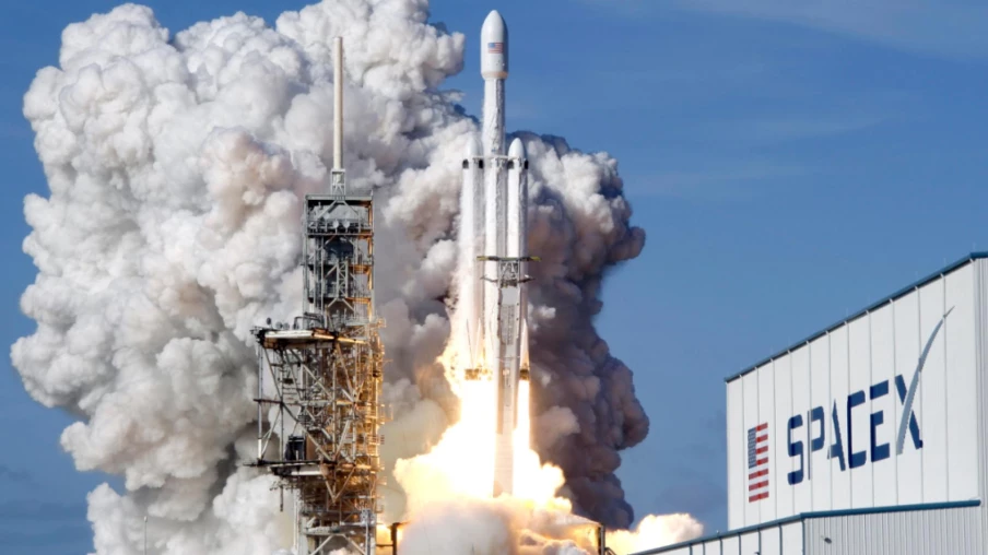 SpaceX : entrée en bourse record à Wall Street, objectif 75 milliards