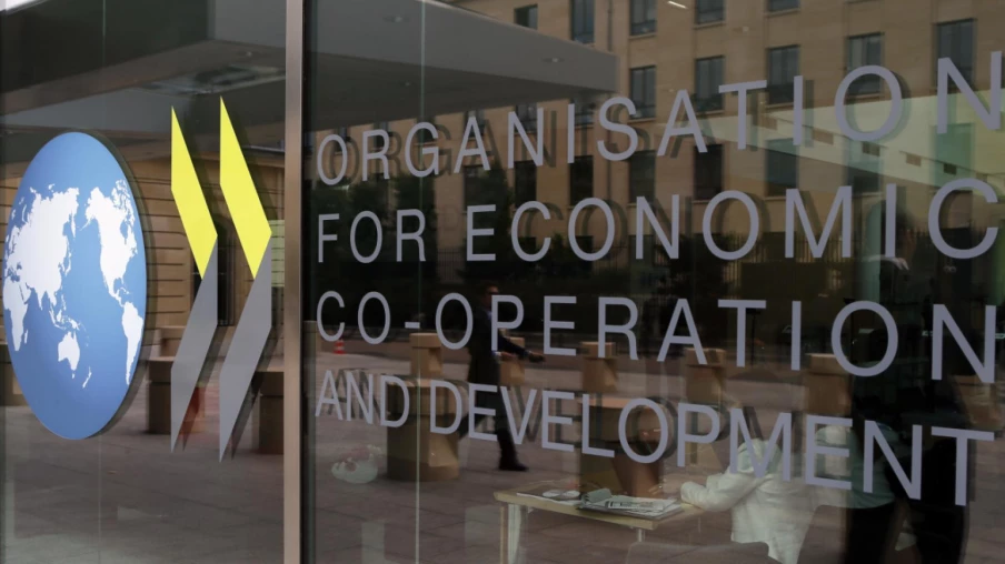 Prévisions de croissance économique en Suisse pour 2025 portées par la demande intérieure, selon l’OCDE