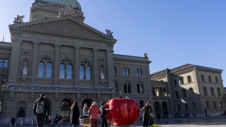 Initiative pour la protection des aliments échoue : 96'200 signatures