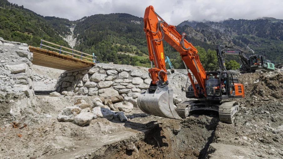 Val de Bagnes : le pont du Fregnoley remplacé sous trois jours après la lave torrentielle