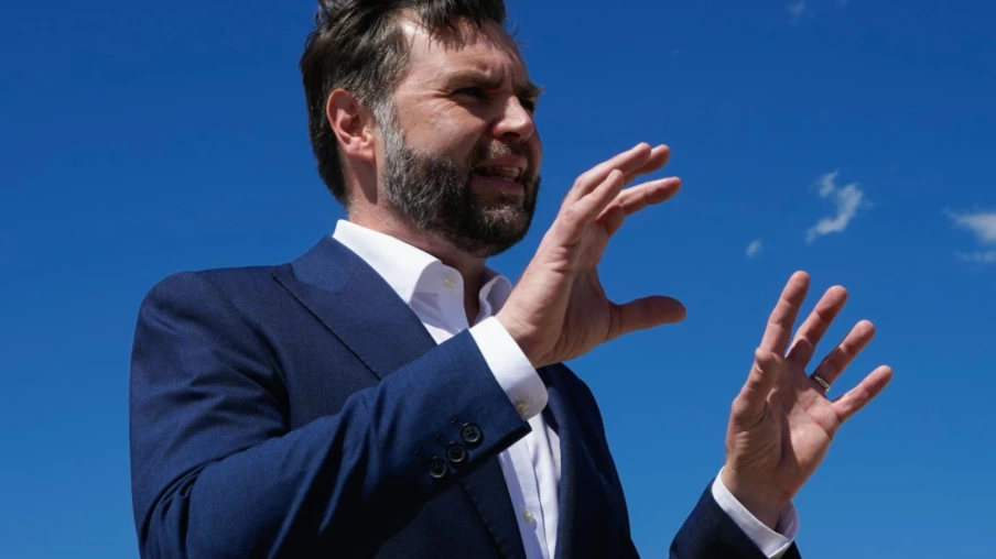 JD Vance arrivé au Bürgenstock pour négociations avec l'Iran