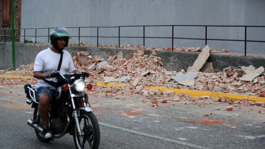 Séisme de magnitude 7,1 au Venezuela : immeubles effondrés à Caracas