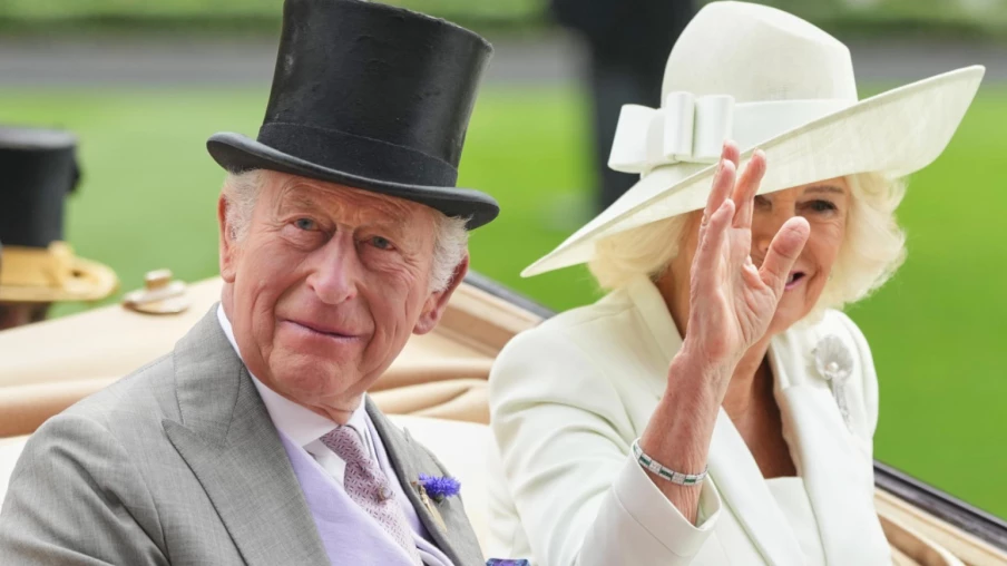 Charles III : plus de 30 millions de livres d'impôts depuis 2022