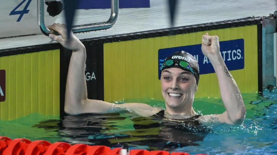 Marrit Steenbergen bat le record du 100 m nage libre à Rome (51,68 s)