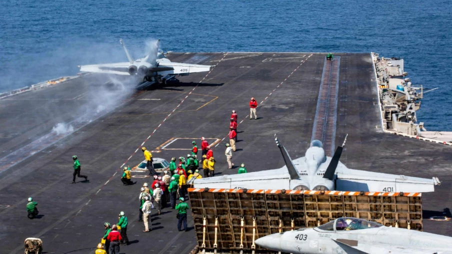 Les États-Unis frappent l'Iran après attaque au drone près du détroit d'Ormuz