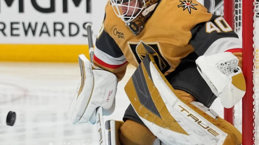 Akira Schmid, gardien suisse, échangé aux Florida Panthers