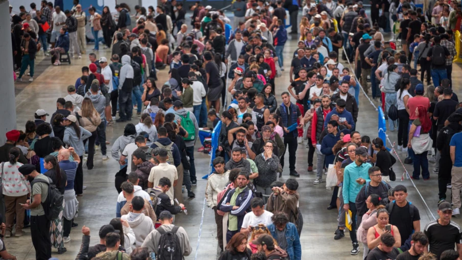 Espagne : plus d'un million de demandes de régularisation d'étrangers