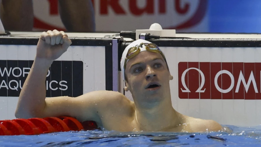 Léon Marchand forfait pour la fin des Championnats de France