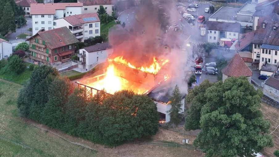 Incendie à Romont (FR) : halle de gymnastique détruite, aucun blessé