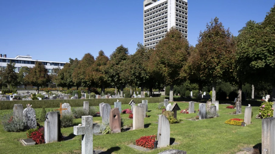 Berne autorise l'inhumation commune d'humains et d'animaux