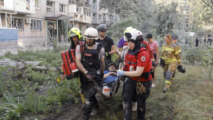 Kiev : au moins 17 morts dans les pires frappes russes