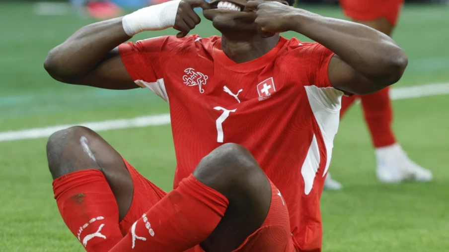La Suisse bat l'Algérie 2-0 et se qualifie pour les 8es du Mondial