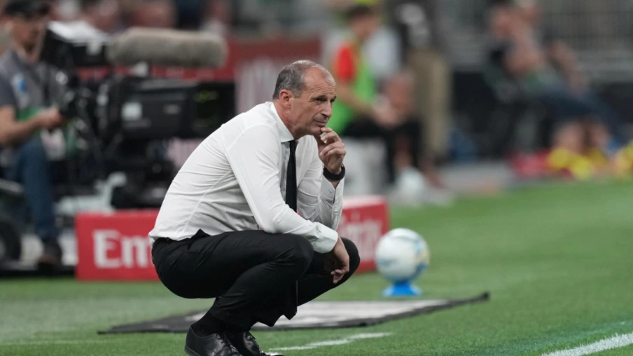 Massimiliano Allegri nommé entraîneur du Napoli pour relever le défi