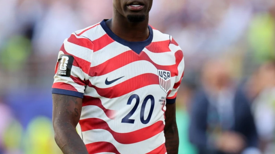 FIFA annule le carton rouge de Balogun, il jouera contre la Belgique