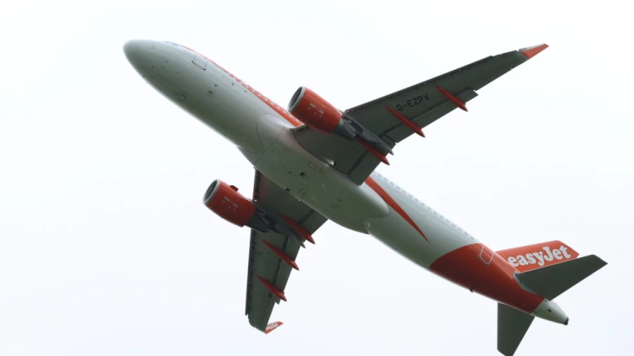 Cours d'EasyJet s'envole à Londres après annonce de rachat Castlelake