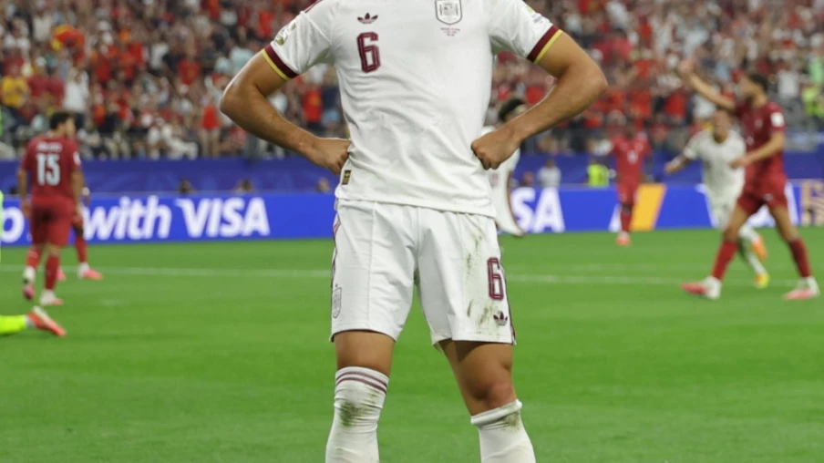 L'Espagne s'impose sur le fil et prend le quart
