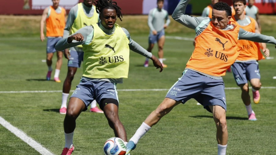 Mondial: inquiétude pour Manzambi, Vargas et Sow après l'entraînement