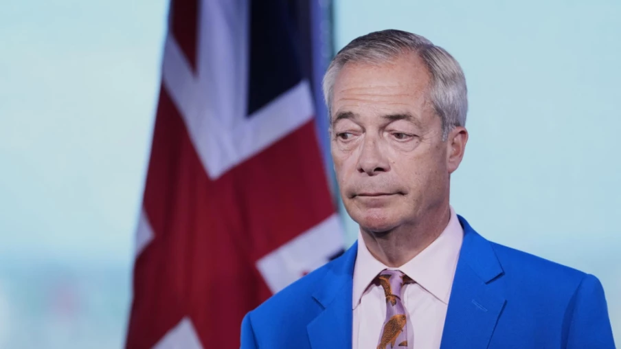 Nigel Farage démissionne pour se représenter à l'élection partielle de Clacton