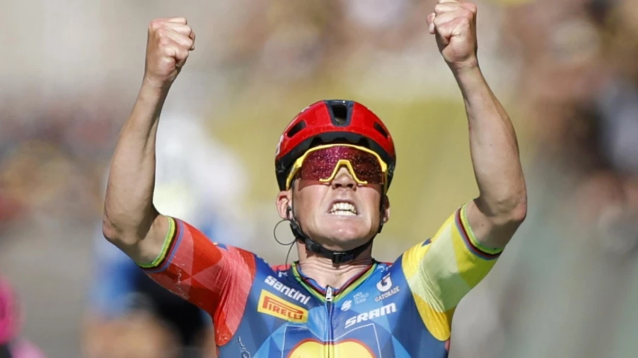 4e étape: Mads Pedersen vainqueur à Foix, Traeen maillot jaune