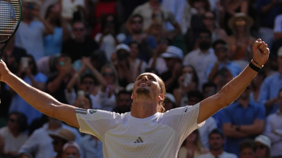Zverev bat Lehecka à Wimbledon et se qualifie pour les quarts