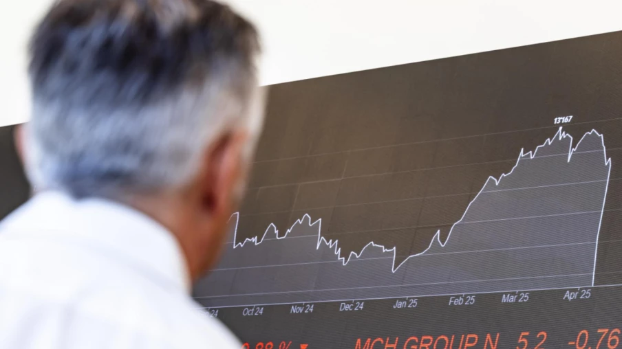 Conflit au Moyen-Orient : le pétrole bondit, les bourses reculent