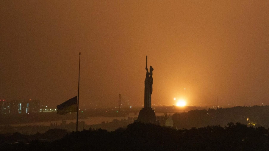 Kiev attaquée par des missiles russes : plusieurs explosions entendues