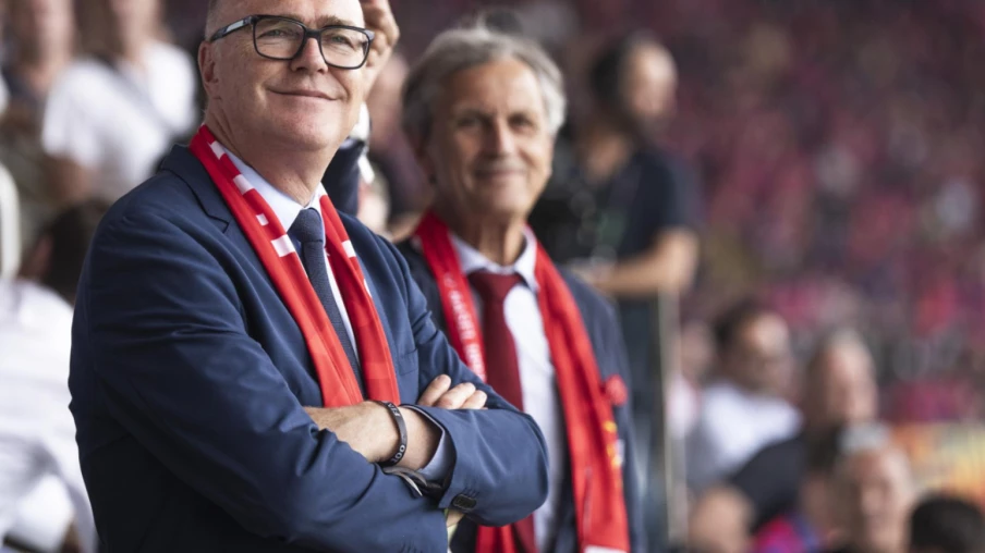Martin Pfister aux États-Unis pour soutenir la Suisse en quart de finale