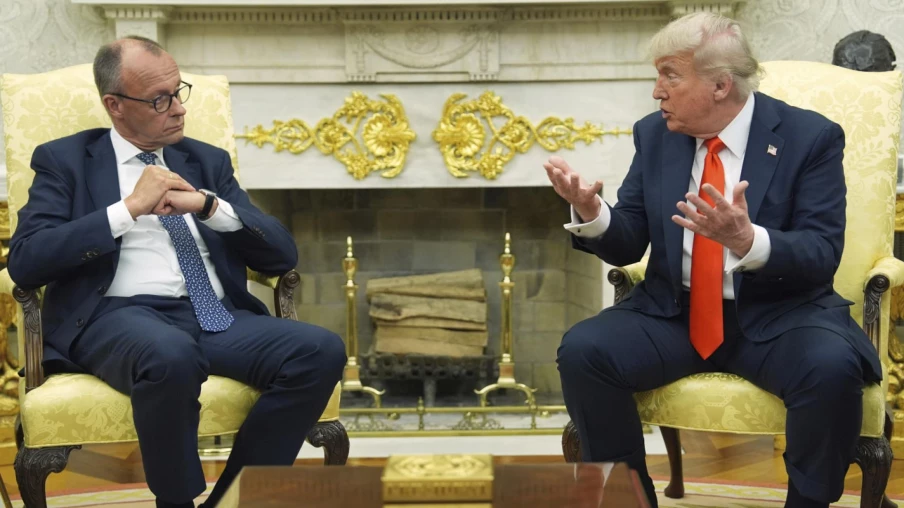 Rencontre cordiale entre Merz et Trump : désaccords sur l’Ukraine et tensions commerciales