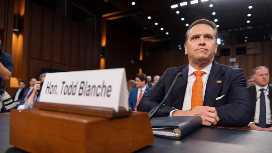 Todd Blanche, ministre de la justice de Trump, auditionné au Sénat