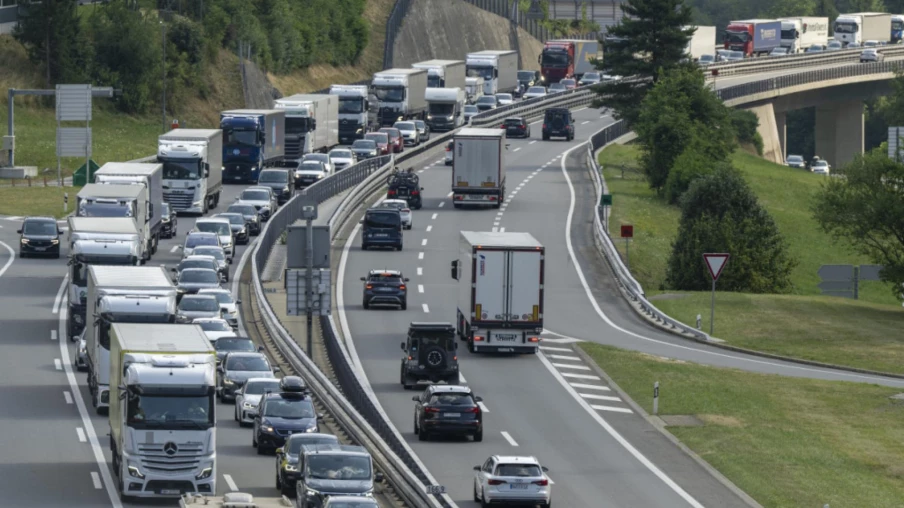 Gothard : plus de deux heures d'attente au portail nord en direction du sud
