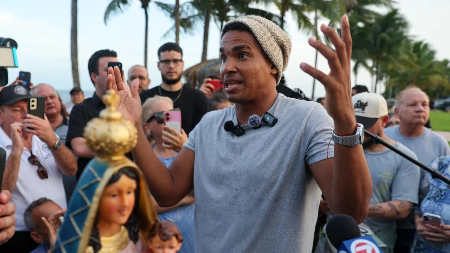 Luis Manuel Otero Alcantara s'exile aux États-Unis après sa prison à Cuba