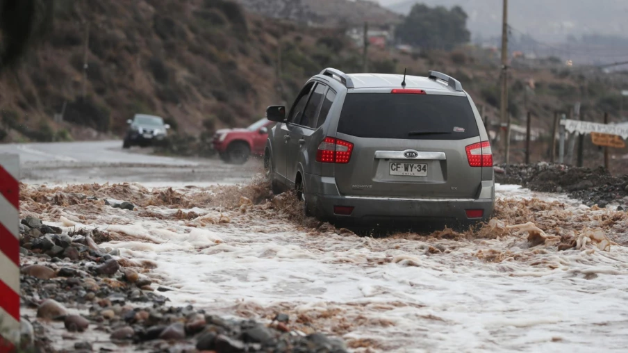 Tempête au Chili : au moins dix morts et 2 422 sinistrés