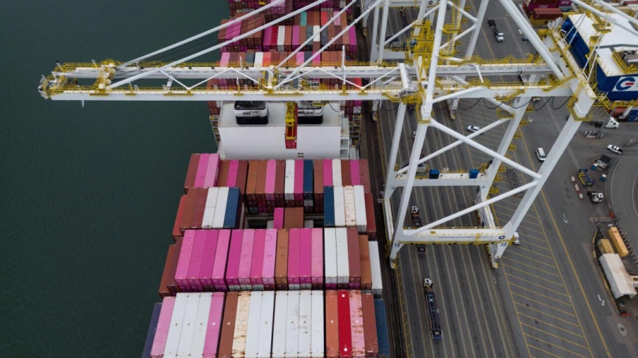 Commerce extérieur suisse : exportations en forte hausse au 2e trimestre