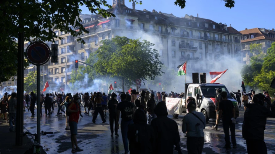 Genève : plus de 3200 signatures contre les nasses policières